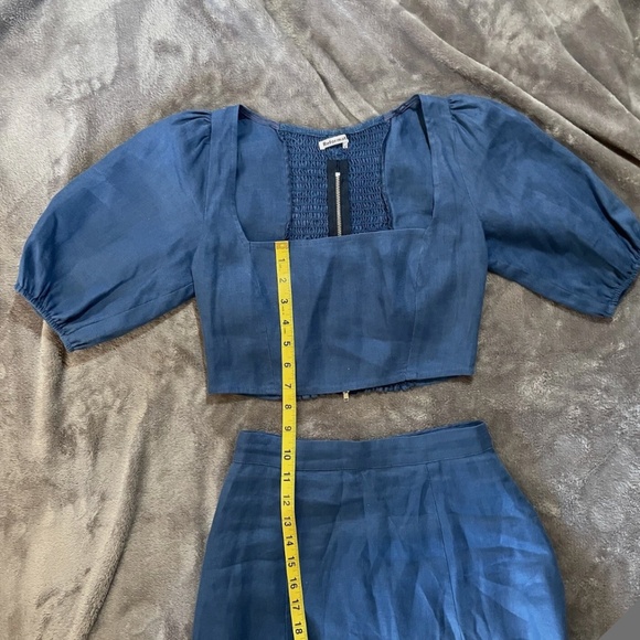 Reformation Yucca linen two piece in blue size 0 - Picture 8 of 12